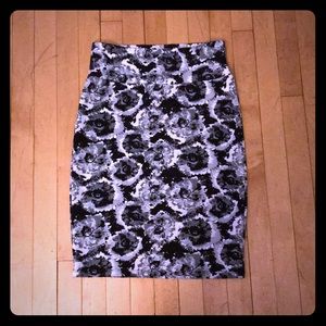 Floral Lularoe Cassie